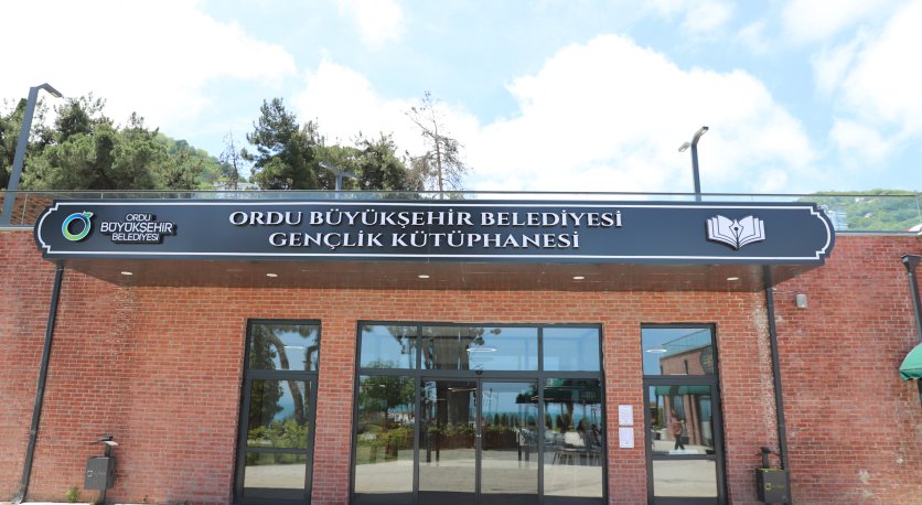 GENÇLİK KÜTÜPHANESİ YKS ÖNCESİ ÖĞRENCİLERİN KAMP MERKEZİ OLDU